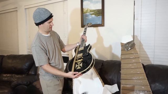 Chibson Gibson Les Paul Custom UNBOXING and Review смотреть онлайн