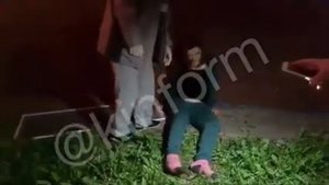 Девушка выпрыгнула из окна, чтобы проследить за мужем