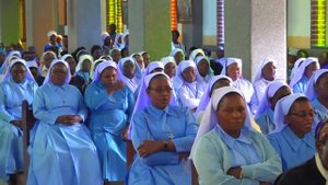 Askofu Mkuu Nyaisonga  na wimbo wa Zamani