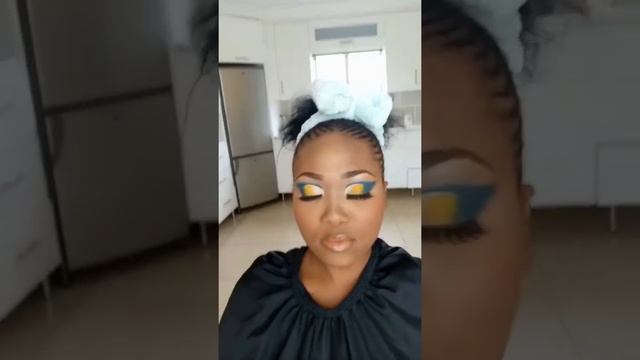 Quick popping day look?? смотреть онлайн