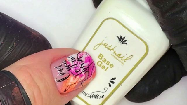 Быстрый абстрактный дизайн с помощью неоновых пигментов и слайдер дизайна смотреть онлайн