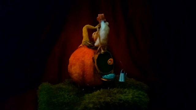 Домик из соленого теста "Карете-тыква" на постое. смотреть онлайн