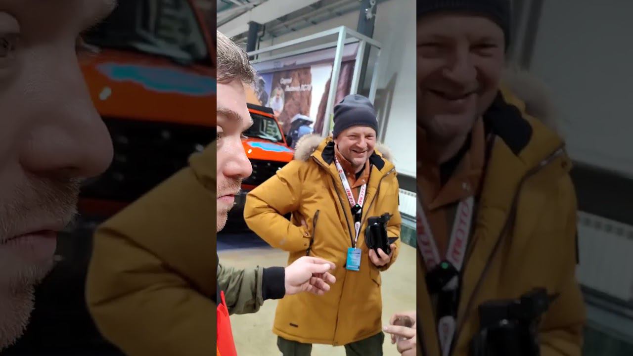 легендарный Александр Лапсаков канал Жизнь в России уже на выставке Вездеходер
