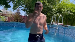 ДАНИЭЛЬ БОЙ, ПРЫГНУЛ В ЛЕДЯНУЮ ВОДУ , ЭТО ТОГО СТОИЛО !!!)