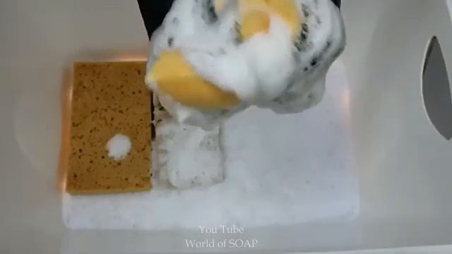 HAPPY HALLOWEEN/ASMR/ Жидкий стиральный порошок и губки смотреть онлайн