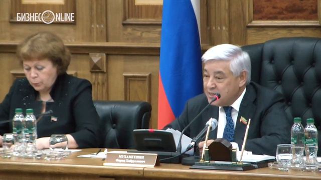 Мухаметшин редакторам СМИ: "Ни на какую сторону не становиться, вы у нас нейтральные" смотреть онлайн