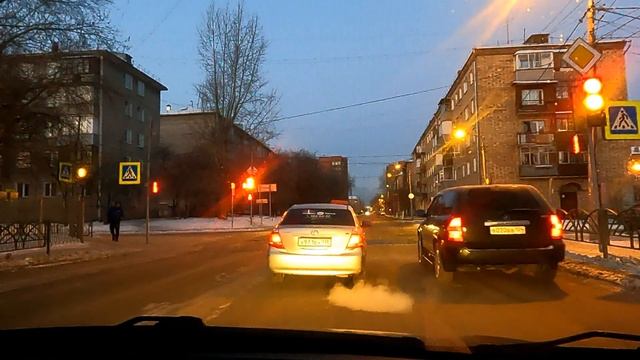 Проспект Свободный ул Мечникова г Красноярск рано утром январь 2022 смотреть онлайн