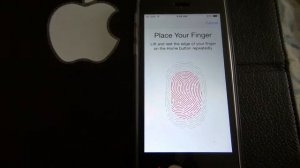 Apple - iPhone 5s - The new Touch ID fingerprint identity sensor