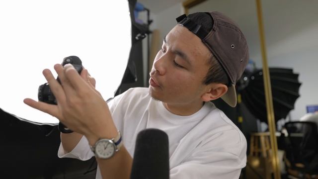 My Minimalist Leica Camera Gear | Leica M10-D смотреть онлайн