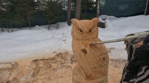 How to carve an owl with chainsaw. Вырезаю филина бензопилой. Резьба по дереву.Лена с бензопилой