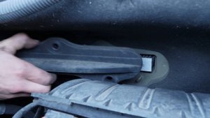 How to replace the cabin filter XSARA PICASSO ?