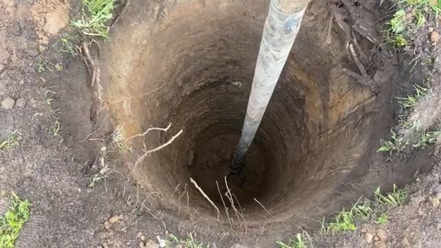 Бурение колодца машиной смотреть онлайн