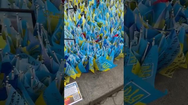 Мемориал убитым ВСУшникам на Майдане