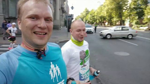 Стокилограммовый марафонец / Марафон "Белые ночи" 2019 Санкт-Петербург смотреть онлайн