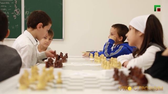 КАК ШАХМАТЫ РАЗВИВАЮТ ИНТЕЛЛЕКТ ДЕТЕЙ