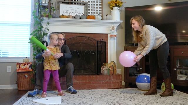 #166 Teaching Myla to Bat for the First Time: Physical Therapy Exercises for a Child with Low Tone смотреть онлайн