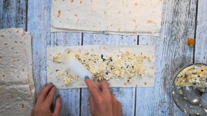 БЫСТРЫЙ ЗАВТРАК НА ГРИЛЕ. "А-ля Хачапури" из лаваша.