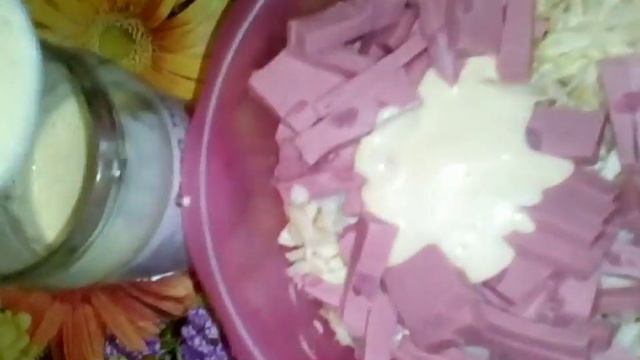 салат из капусты и вареной колбасы смотреть онлайн