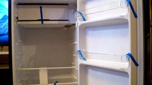 Холодильник без морозильника Maunfeld MFF 83B. Обзор. Распаковка