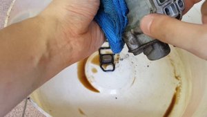 How to clean Vtec Solenoid || Honda CRV CIVIC HRV R20A1. SMOOTH VTEC CROSSOVER
