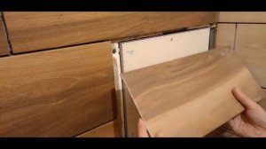 установка скрытого люка в туалете