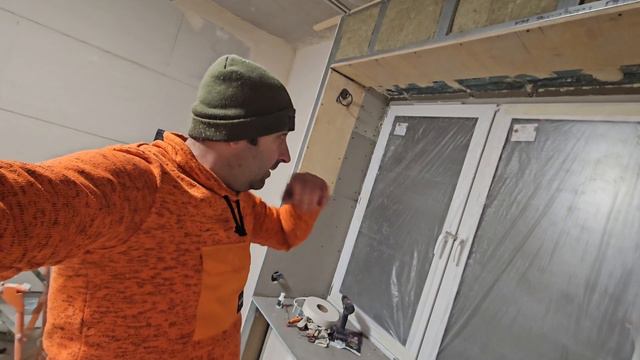 Пластиковые окна. Что делать дует из верхних петель? Обмерзли петли, рама смотреть онлайн