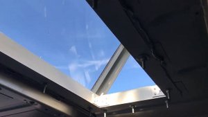 Первая рукотворная дыра в крыше - Установка люка