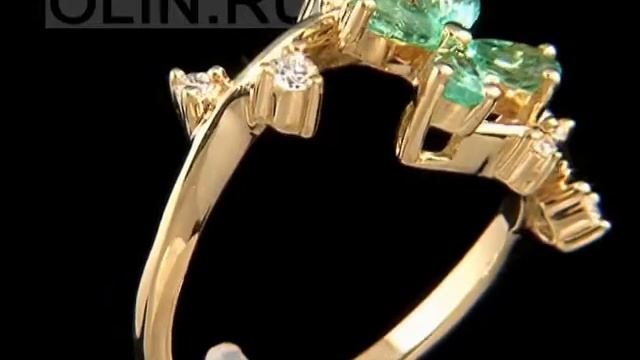 Изумрудное кольцо из желтого золота
