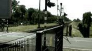 идеот на переезде