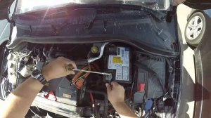 Установка аккумулятора на MERCEDES BENZ. КАК ПРАВИЛЬНО УСТАНОВИТЬ АККУМУЛЯТОР. ХАРАКТЕРИСТИКА АКБ.