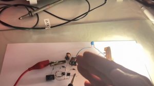 Не выкидывайте старые лампы.Простой двухтактник для эконом лампы