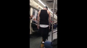 Брейк - данс в метро Санкт петербург