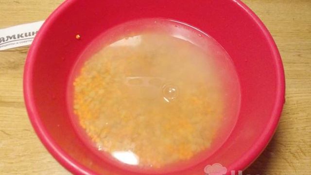 Оладушки из красной чечевицы на сковороде