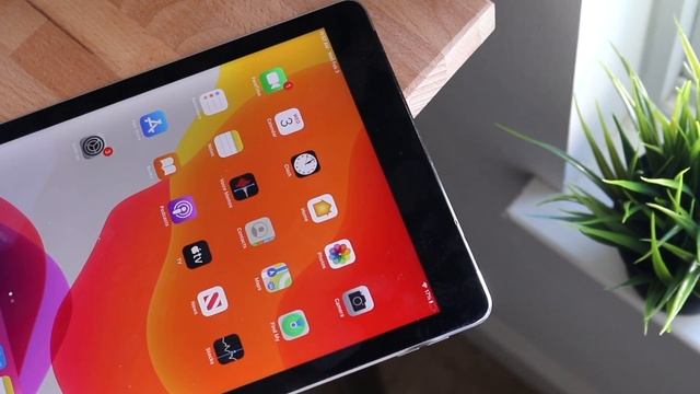 iPad Air 2 In 2021! (Still Worth It?) (Review) смотреть онлайн