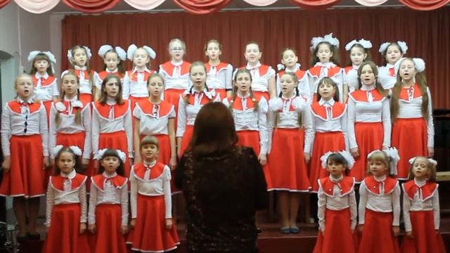 Под напев молитв Пасхальных