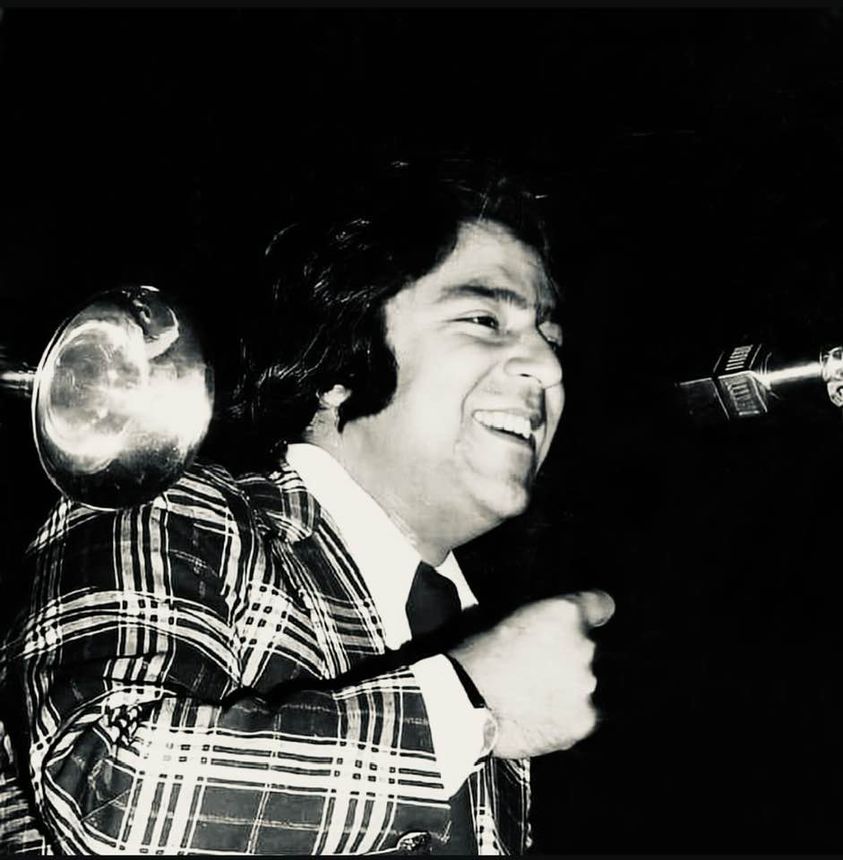 Аҳмад Зоҳир - Ahmad Zahir - احمد ظاهر - Соқиё маро дарёб - Sagiya mara daryab (бо хонум Жило) смотреть онлайн