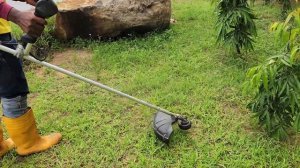New makita Grass Trimmer UR006G XGT 40V
