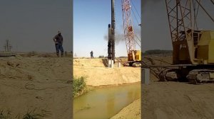 Сваебой дизель молот