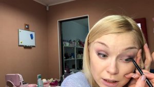 Трендовый макияж бровей