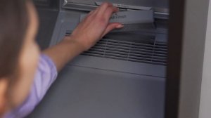 Szafa parowa SAMSUNG DF60A8500CG AirDresser | Wideoprezentacja