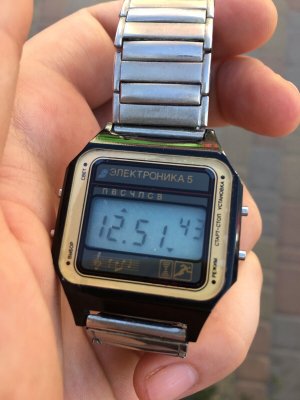 Советские часы ЭЛЕКТРОНИКА 5 Электроника, жидкокристаллический цифровой винтажный кварц СССР-1979год