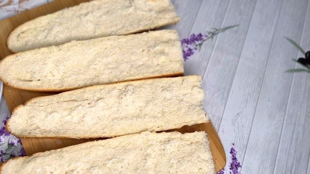 ЧЕСНОЧНЫЙ ХЛЕБ??GARLIC BREAD #чесночныйхлеб #хлеб #чесночныйхлебвдуховке #чесночныйхлебрецепт