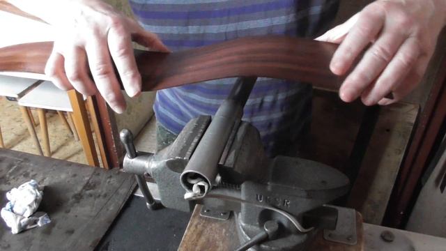 Сгибание обечайки на паяльнике и догибание в печке по форме(видео №868). смотреть онлайн