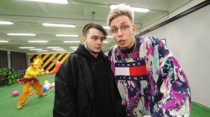 МЫ СНЯЛИ МАСКУ с Безумного Аниматроника Солнца FNAF, а потом ПРИШЛА Луна FNAF и …