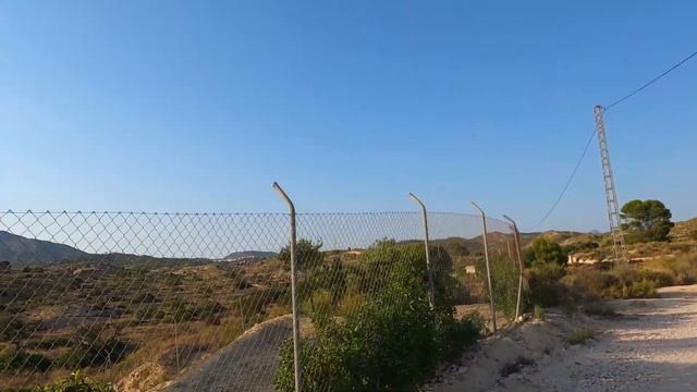 Поездка на велосипедах в горы, в город Альгес, провинция Аликанте, Испания. Alicante-Aigues РЕПОРТА смотреть онлайн