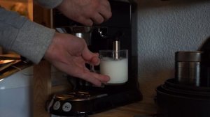 Delonghi Dedica EC695 - Café au lait