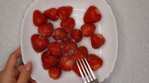 Научу готовить круассаны / Как приготовить домашние круассаны с клубникой из дрожжевого теста