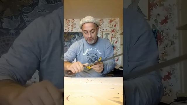 Заточка карандаша - рассказывает Гнутов-Баюн.