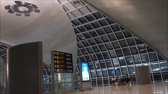 Suvarnabhumi International Airport(SONY RX100M2) смотреть онлайн