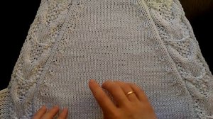 Вязание пуловера спицами. Пуловер с регланными косами. Отчёт 2. Делаем регланные убавки.